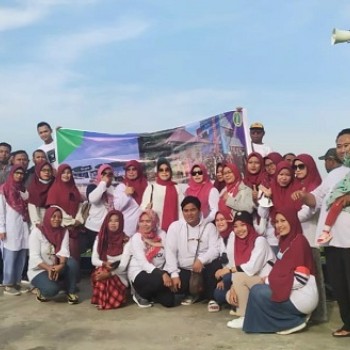FAMILY GATHERING SMK NEGERI 11 SAMARINDA